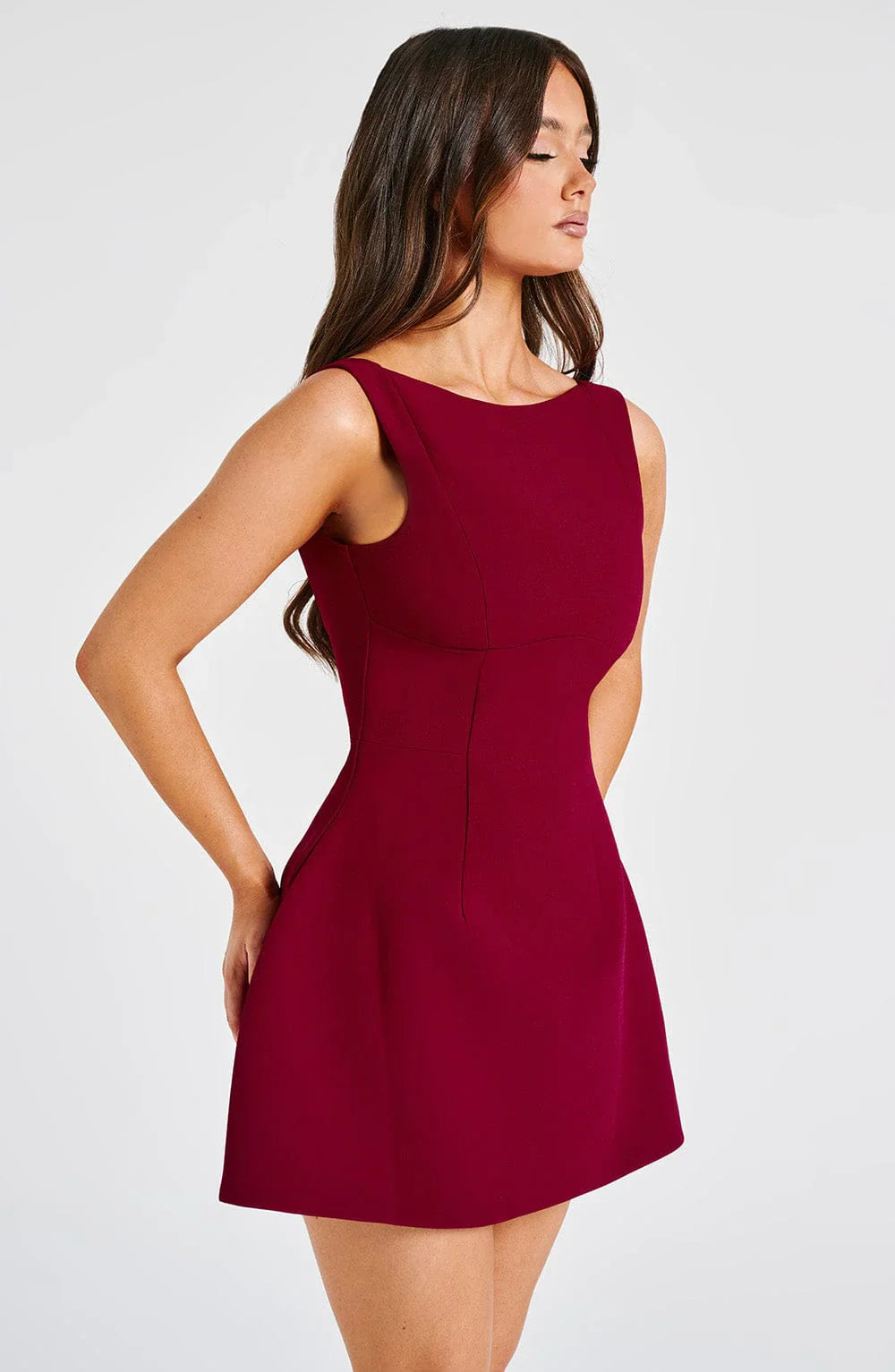 LILA BACKLESS MINI DRESS - RED