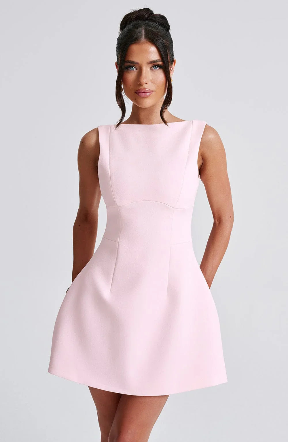 LILA BACKLESS MINI DRESS - PINK