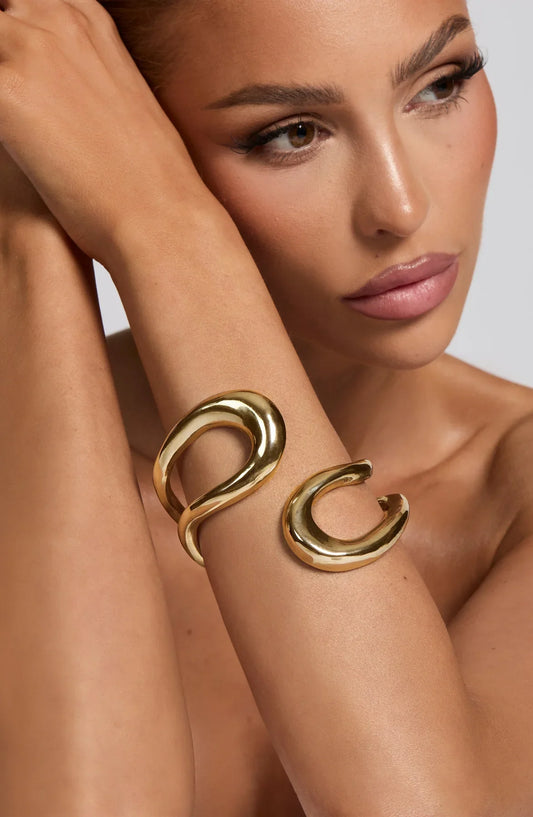 NEVESTA CUFF - GOLD